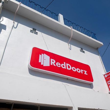 Reddoorz @ Jakal Atas Km 7 Hotel Kejayan Exterior photo