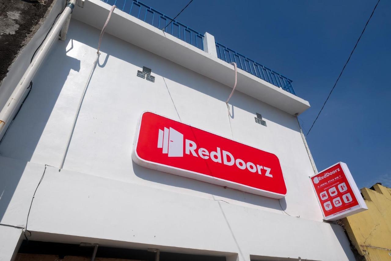 Reddoorz @ Jakal Atas Km 7 Hotel Kejayan Exterior photo